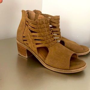 Brown heel beautiful sandals